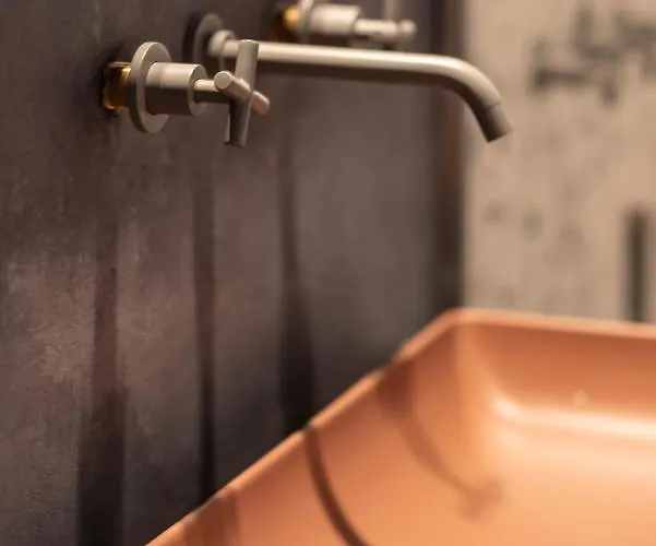 Semesterbostad Leoni 7 - By Lovecomo